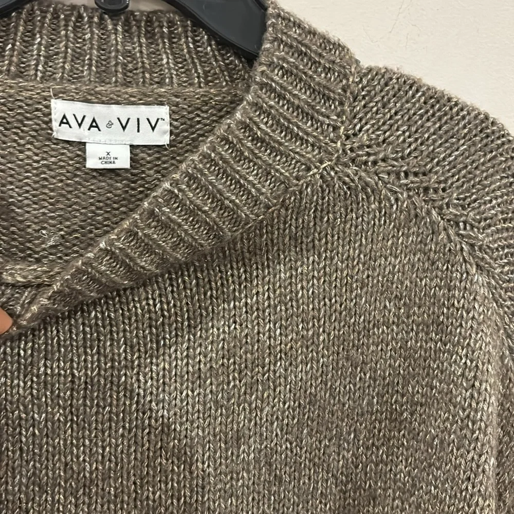 AVA & VIV Metallic Golden Fancy Holiday Size 1X Knit Sweater - Picture 5 of 10